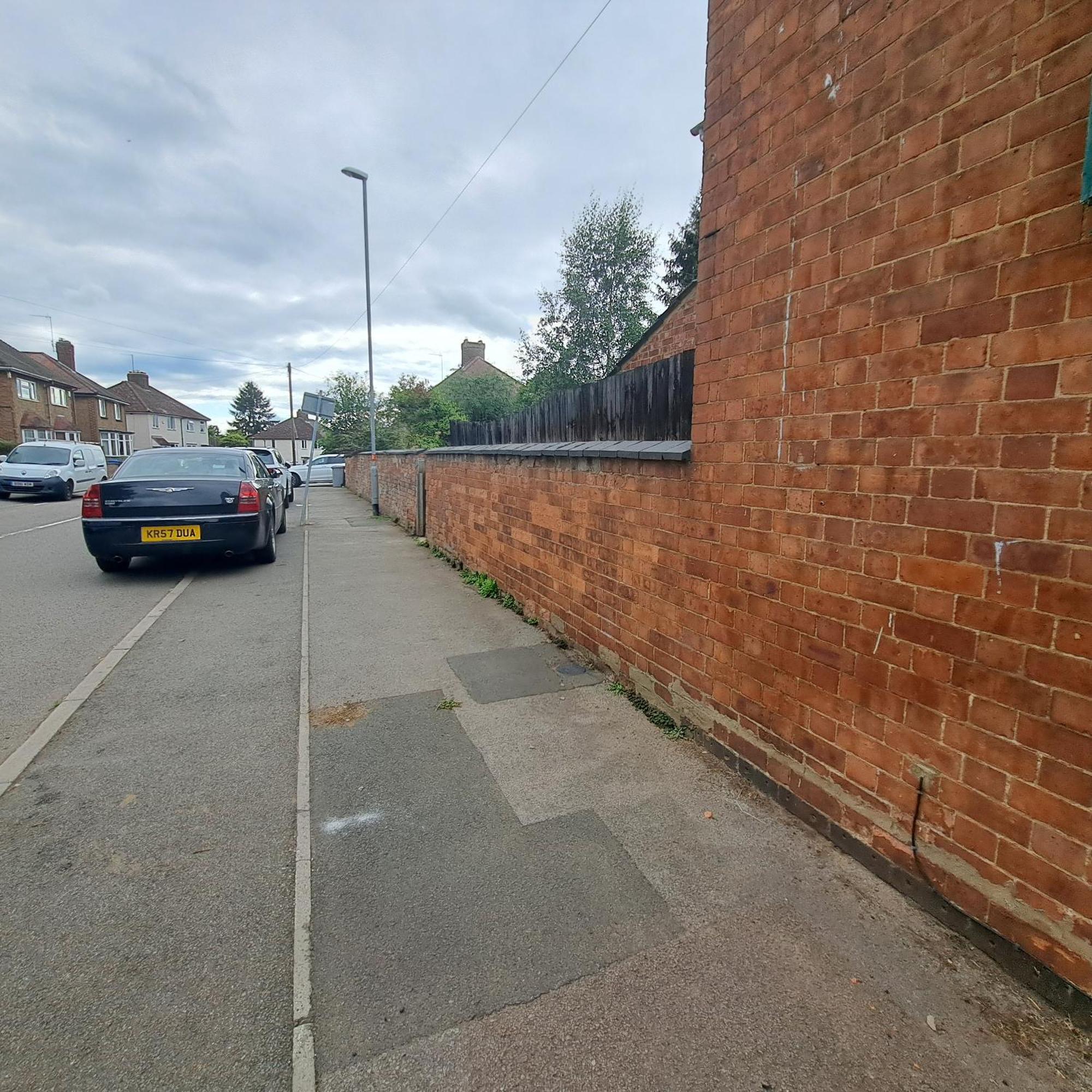 Huge 4 Bed In The Heart Of * Kettering